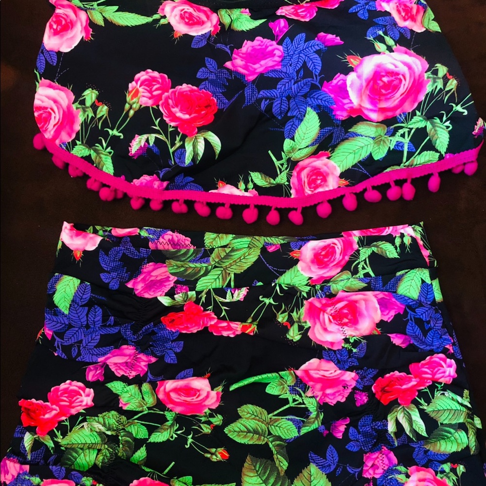 2 piece mommy and swimsuits